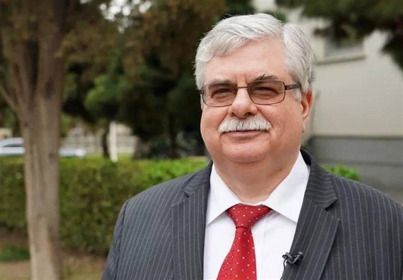 سفیر روسیه در تهران: علی‌رغم تهدید تحریم‌ها به همکاری با ایران ادامه می‌دهیم